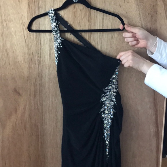 Prom Dress - Picture 3 of 5